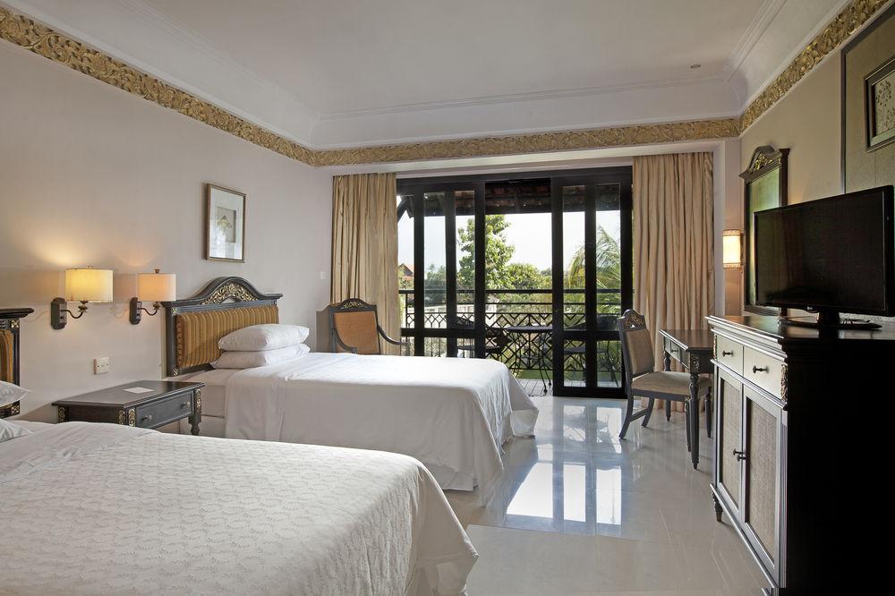 Mustika Yogyakarta Resort And Spa Maguwo Esterno foto